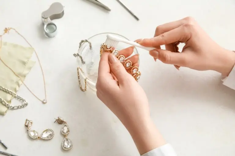 how to clean gold