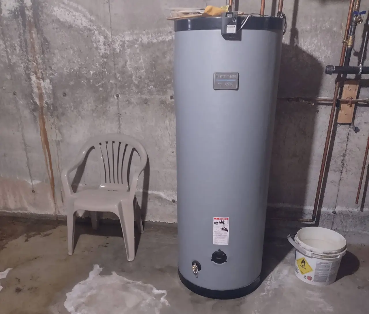 What Should I Do If My Water Heater Is Leaking?