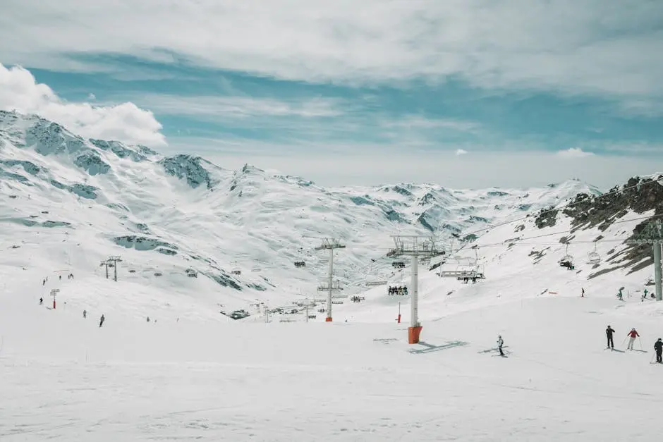 Explore the breathtaking snow-covered mountains at Les Belleville ski resort in France, perfect for skiing and snowboarding.