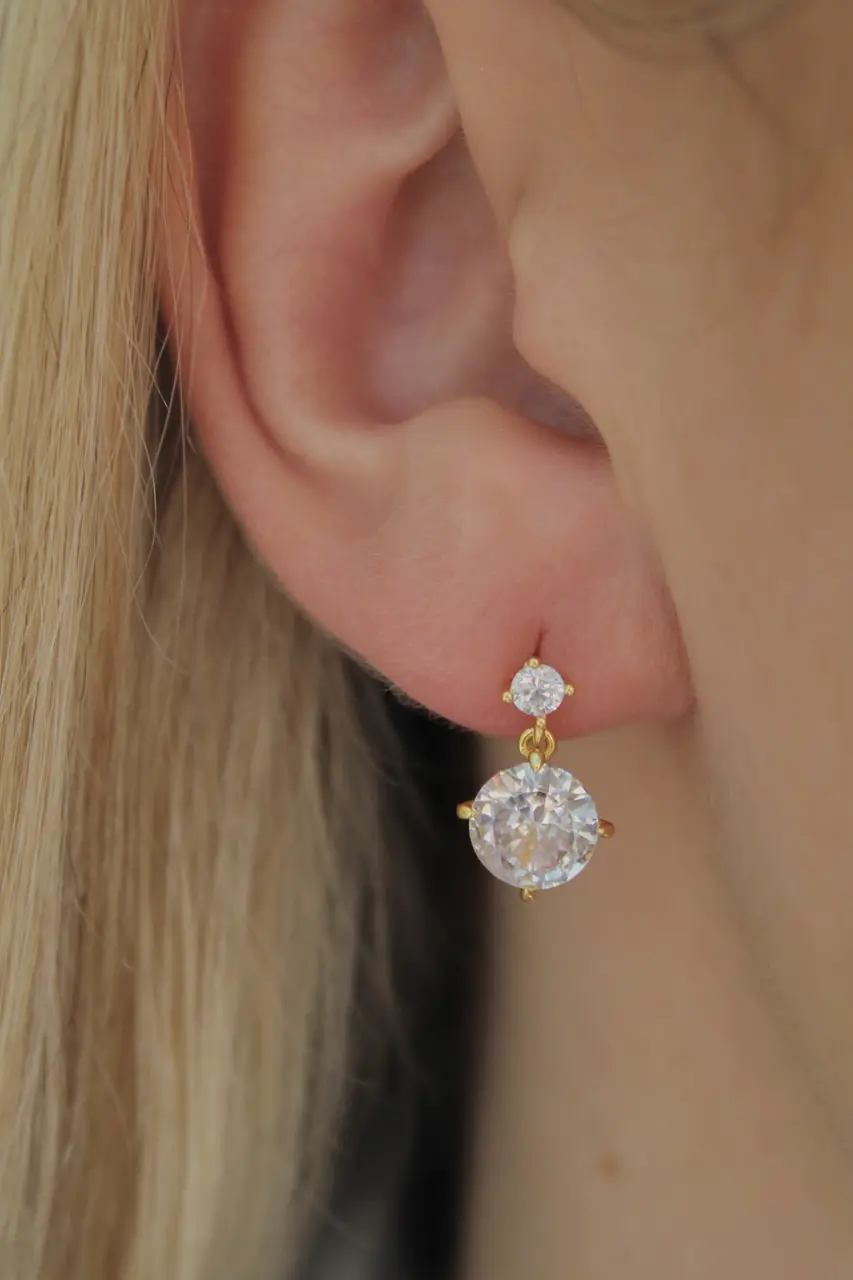 small stud earrings