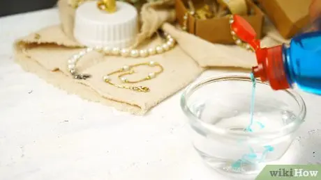 how to clean gold